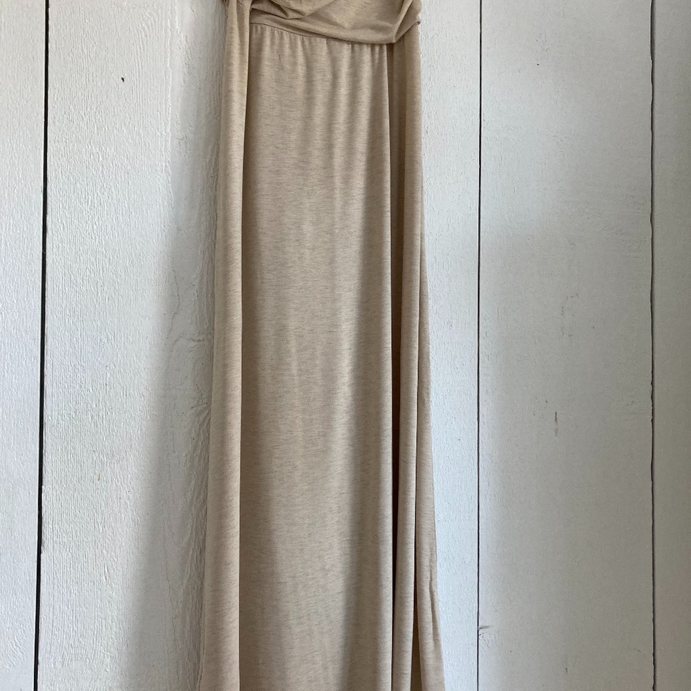 Matty M Size Small Beige Maxi Skirt